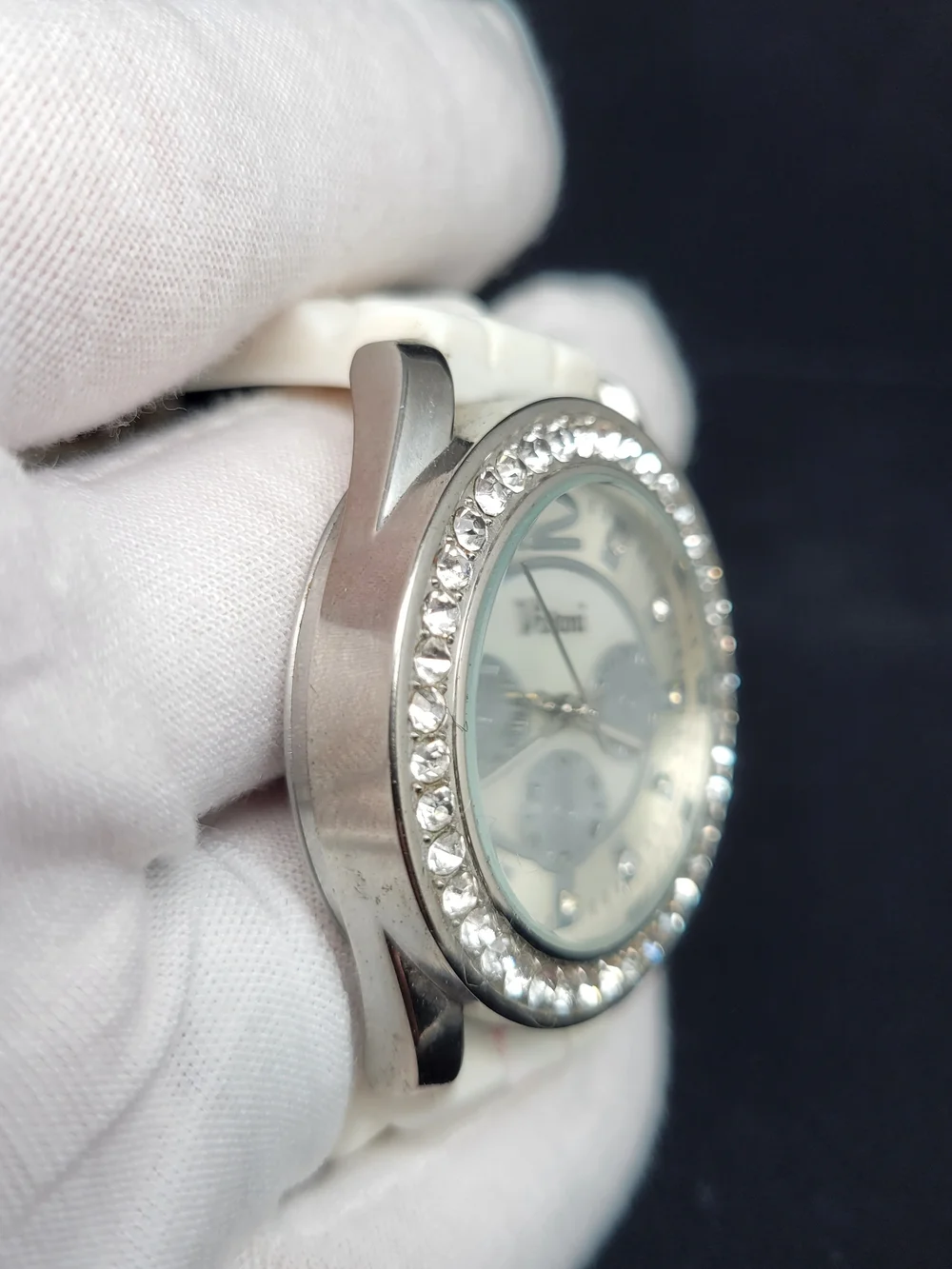 Vivani Women's Silver Crystal Bezel Watch with White Strap